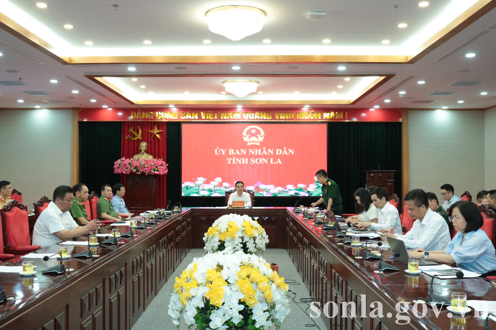 anh tin bai